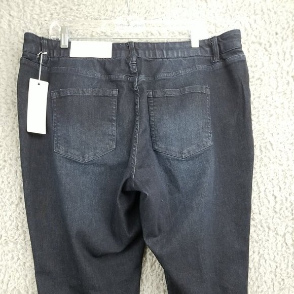 Liz Claiborne Sara Slim Leg Midrise 